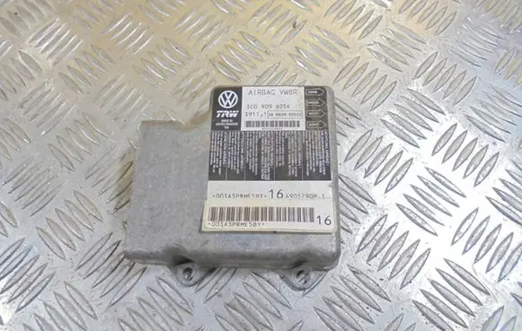 Volkswagen PASSAT B6 Airbag control unit/module 3C0909605K