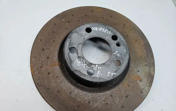 Mercedes-Benz C W205 Front brake disc 328189821