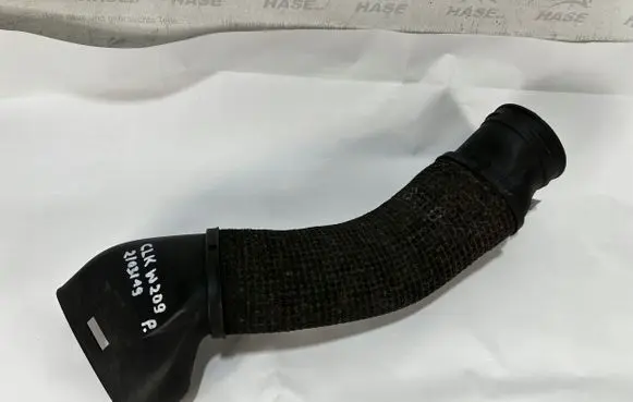 Mercedes-Benz CLK A208 C208 Air intake duct part A2720940611