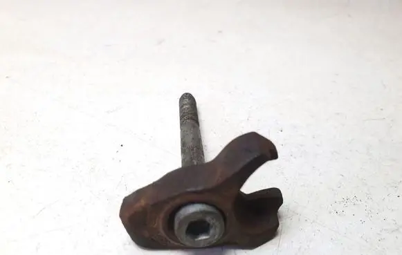 Peugeot 407 Fuel Injector clamp holder 569222
