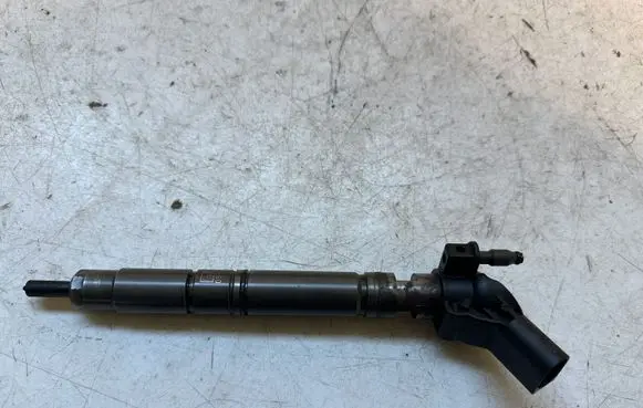 Audi A6 S6 C7 4G Fuel injector 059130277CR