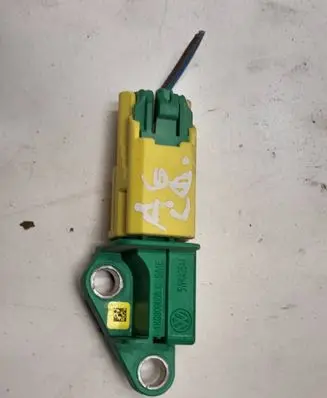 Audi A6 S6 C6 4F Airbag deployment crash/impact sensor 1k09096060c