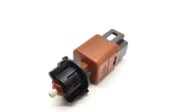 Nissan Leaf I (ZE0) Brake pedal sensor switch 2Y20K1