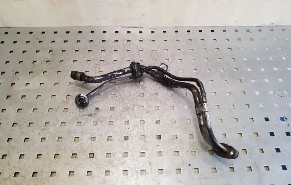 Nissan Qashqai Turbo turbocharger oiling pipe/hose