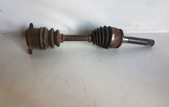 Mitsubishi Montero Front driveshaft