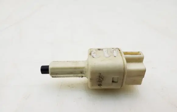 Toyota Avensis Verso Brake pedal sensor switch 8434049045