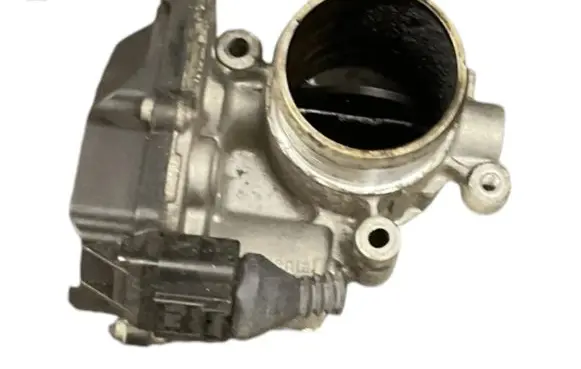 Volkswagen Golf VI Throttle valve 03L128063R