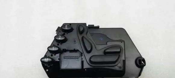 Mercedes-Benz S W220 Seat control switch A2208219751