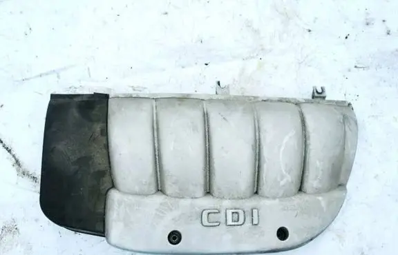 Mercedes-Benz E W210 Engine cover (trim) 6120100067