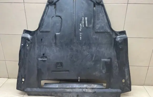 Renault Espace IV Engine splash shield/under tray
