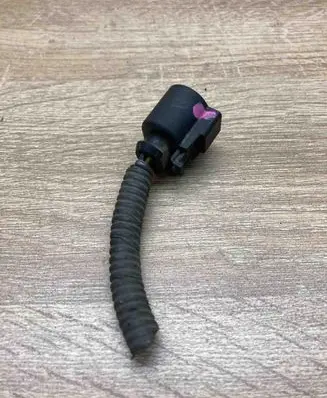KIA Sorento Plug wire 1928404669 16102009
