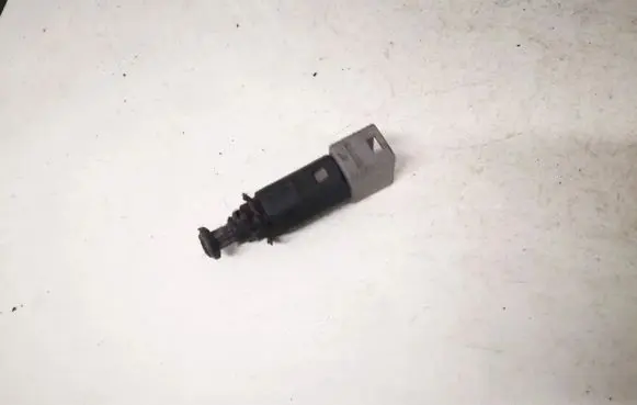 Renault Espace - Grand espace IV Brake pedal sensor switch 110894