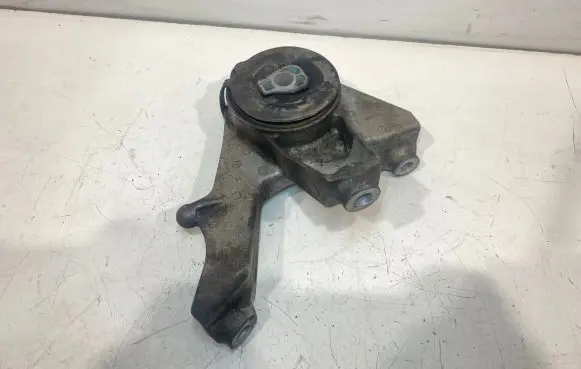 Opel Antara Gearbox mounting bracket