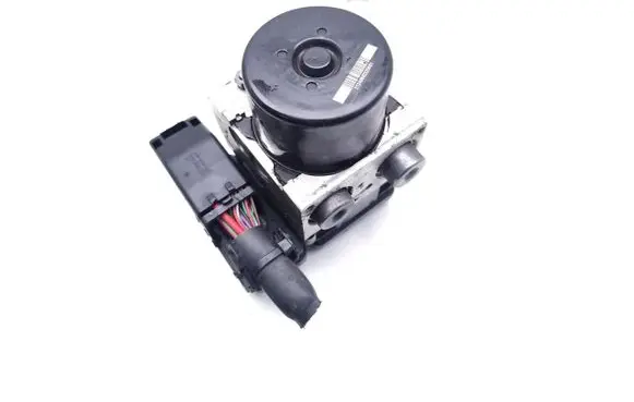 Mercedes-Benz C W204 ABS Pump A2044313812 10021203204 A2049012500