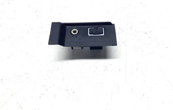 Volvo S60 USB socket connector 