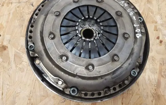 Audi A4 S4 B7 8E 8H Clutch set kit 058141117B