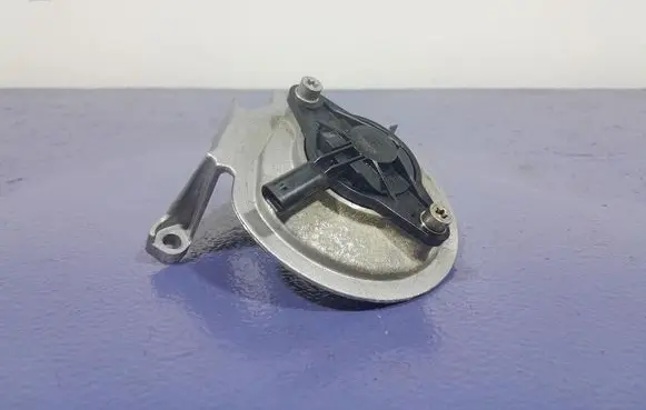 Skoda Octavia 985 Sensor 04E906423C