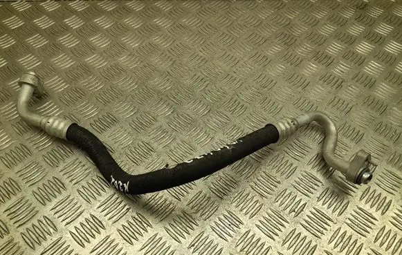 Mercedes-Benz C W206 Air conditioning (A/C) pipe/hose A2068304900