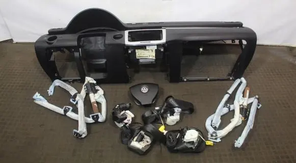 Volkswagen PASSAT B6 Dashboard