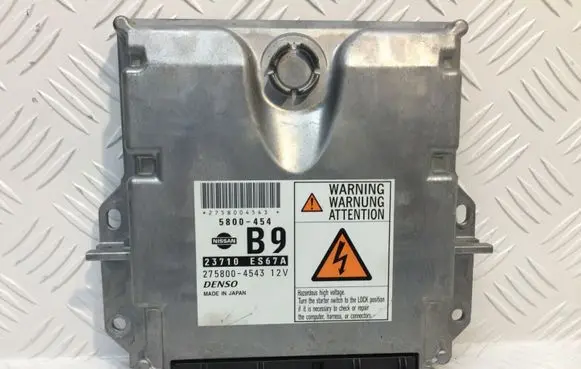 Nissan X-Trail T30 Engine control unit/module ECU 275800-4543 23710ES67A