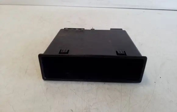Iveco Daily 6th gen Glove box 5801560805