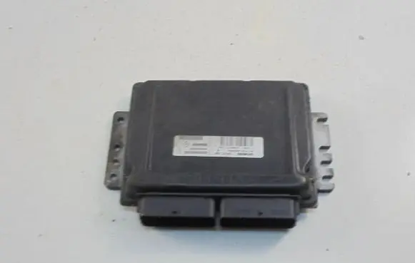 Renault Thalia I Engine control unit/module ECU 8200069288