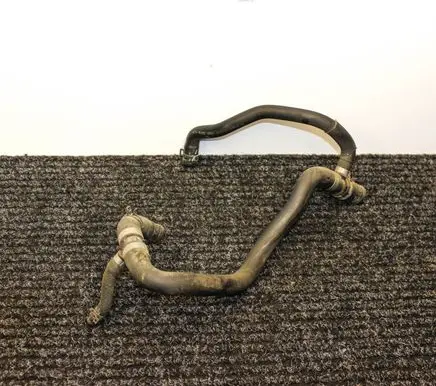 Engine coolant pipe/hose