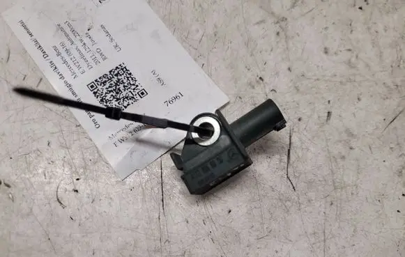 Mercedes-Benz E W212 Airbag deployment crash/impact sensor A1729056000
