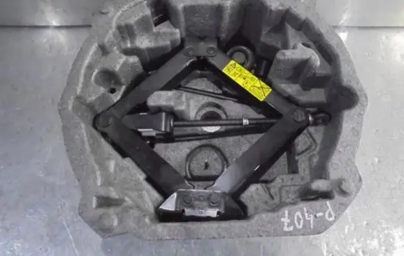 Citroen C5 Tool box 