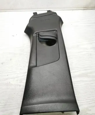 Volvo V40 (B) pillar trim (top) 31307225 31102350