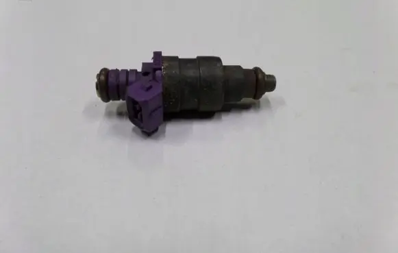 Volvo S40, V40 Fuel injector 91251181816V