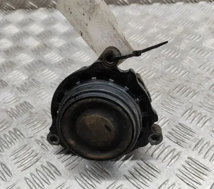 BMW 4 F32 F33 Engine mount bracket 6855460