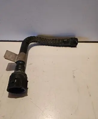 Opel Insignia A Engine coolant pipe/hose 55566095
