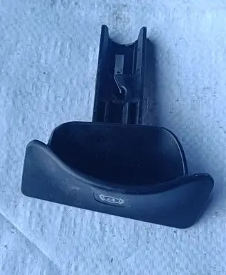 Mercedes-Benz E W211 Hand brake release handle 2114270020