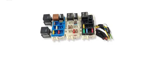 Land Rover Discovery Sport Fuse module 