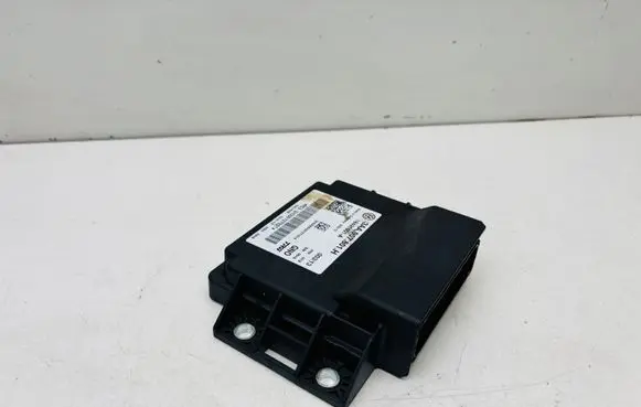 Audi Q3 8U Hand brake control module 3AA907801H