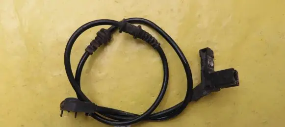 Mercedes-Benz C W204 ABS brake wheel speed sensor A2045400005 A0535459328 2105407781