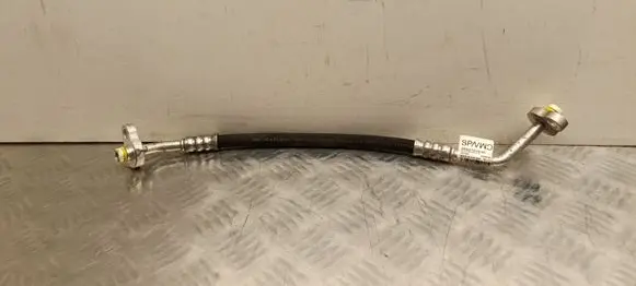 Volvo XC40 Air conditioning (A/C) pipe/hose 31694875