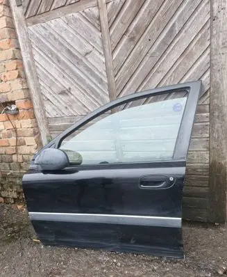 Volvo S80 Front door