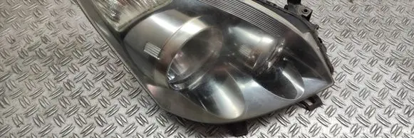 Toyota Corolla Verso AR10 Headlight/headlamp 9073780