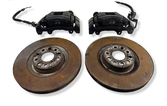 Volkswagen Golf VI Brake discs and calipers set 