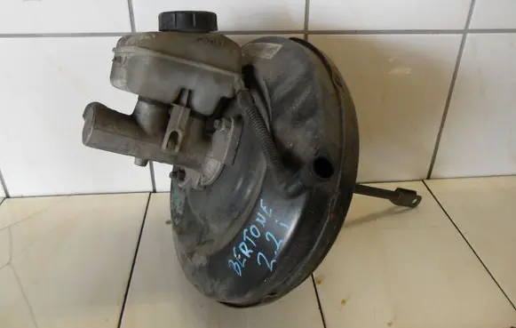 Opel Astra G Brake booster 09228608ME