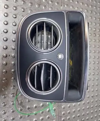 Mercedes-Benz S W222 Rear air vent grill S26372318 A2226830091