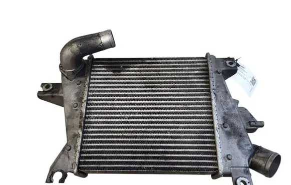 Nissan X-Trail T30 Intercooler radiator D2053B17