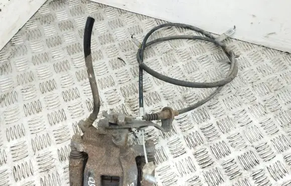 Ford Focus C-MAX Rear brake caliper