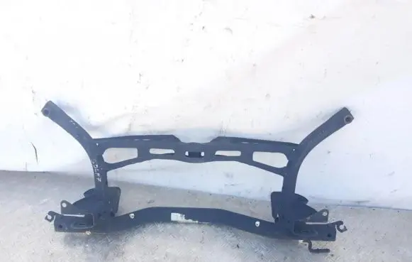 Volkswagen Golf VII Rear subframe 5q0500041ct