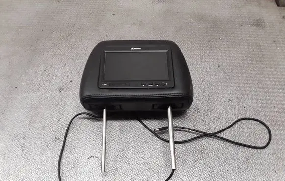 Nissan X-Trail T30 Front seat headrest 