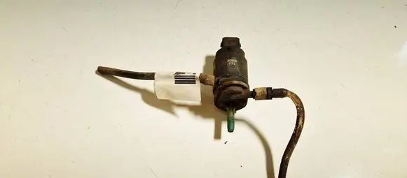 Nissan Micra Windscreen/windshield washer pump 20859113