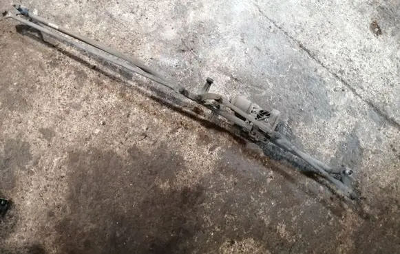 Peugeot 308 SW Front wiper linkage and motor 0390241869 9684806680 397021099