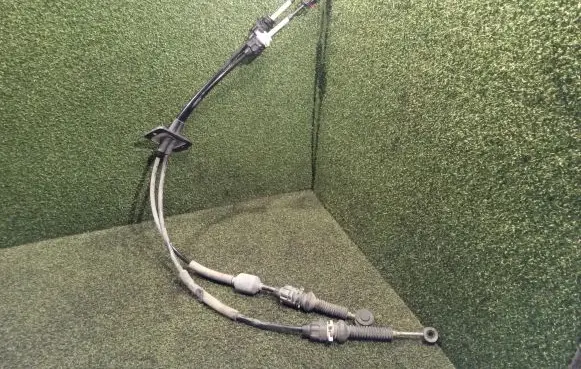 Opel Vivaro Gear shift cable linkage 349359296